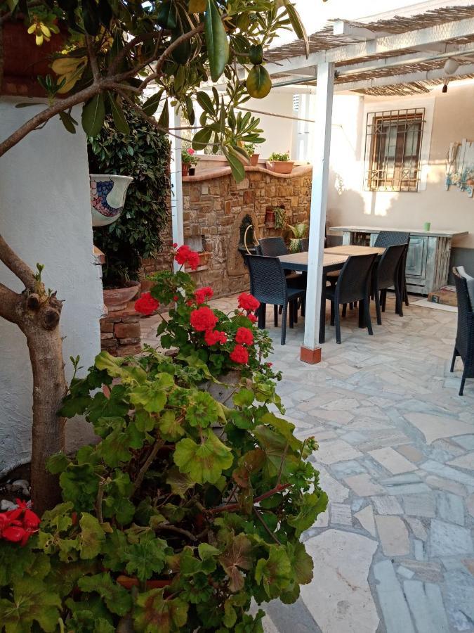 B&B Aurora'S House Castellabate Exterior photo